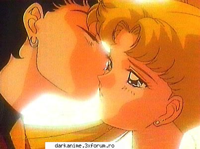 KISSING ! - poop normal s-a intamplat....dar frantzuzesc ink - Love